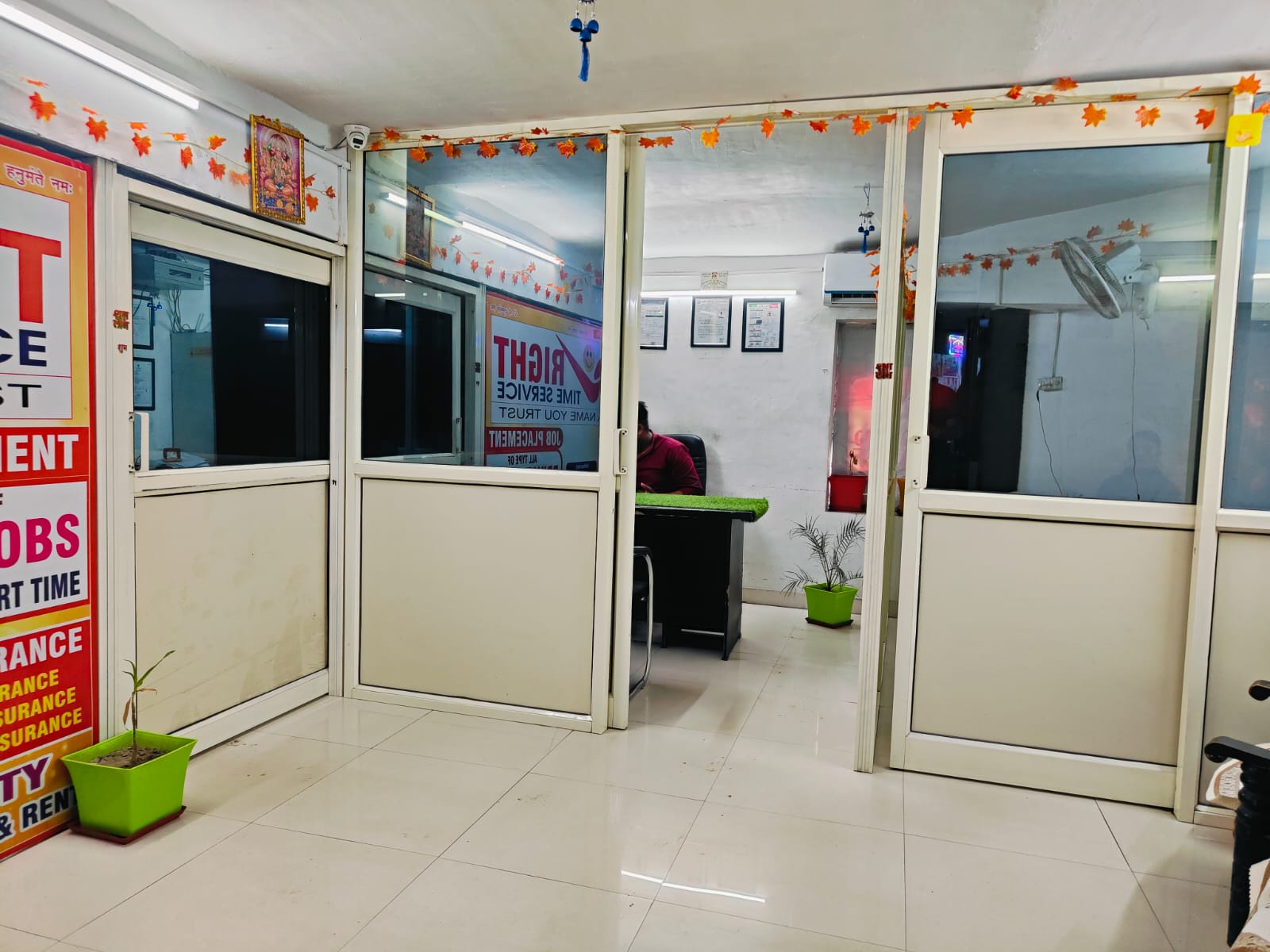 Entrance and cabin doors inside the RightTime Finance office